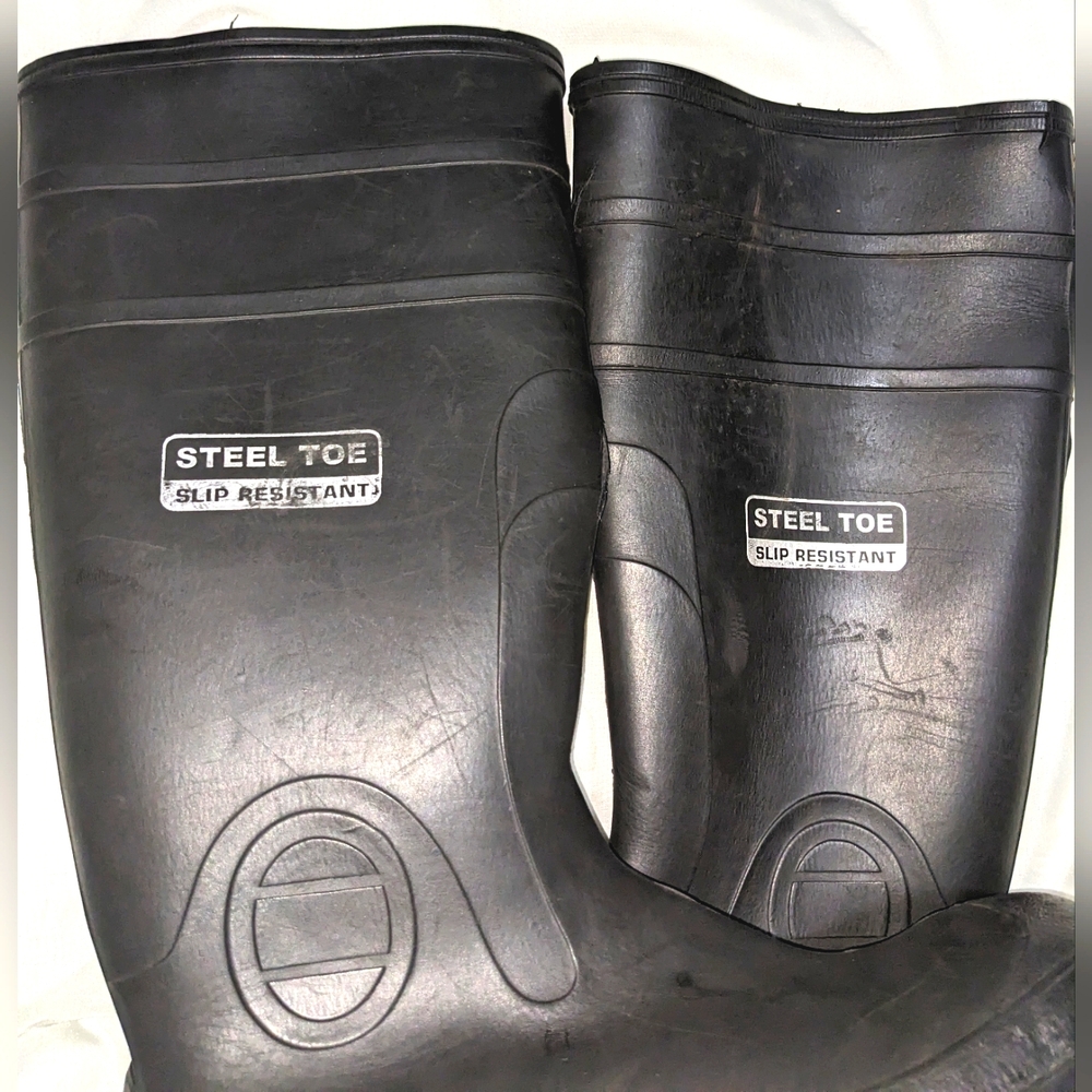 Genfoot Inc. Steel Toe Slip Resistant Muck Boots - Picture 6 of 14